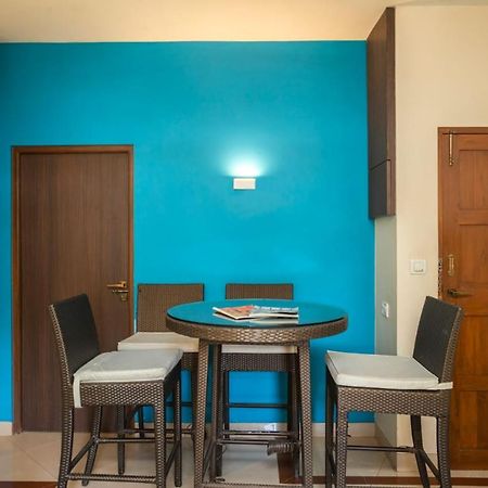 Holiday Goa Hotel Arpora Esterno foto
