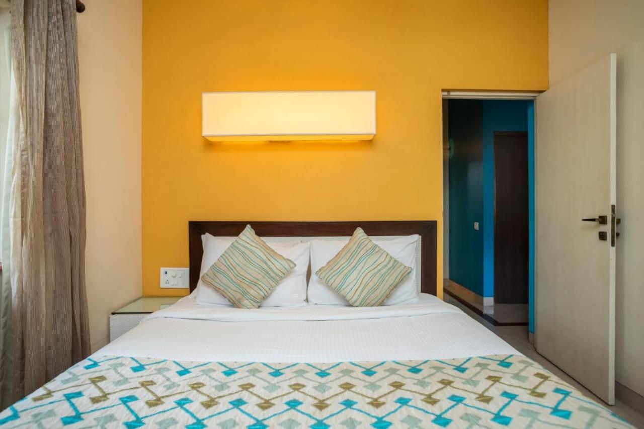 Holiday Goa Hotel Arpora Esterno foto